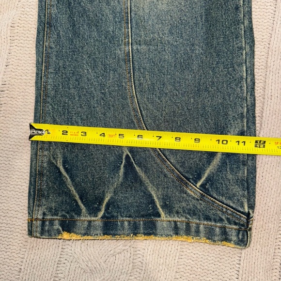 NEAUX DUOBT Stylish Blue Distressed Jeans for Men - Picture 9 of 16